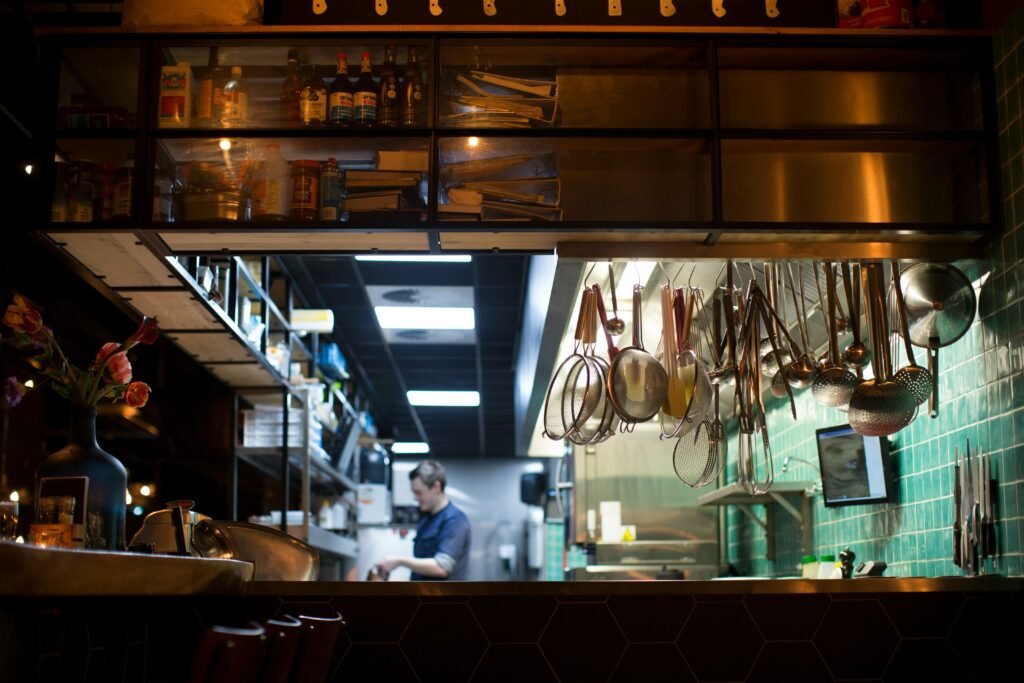 Cuisine - restaurant - stock - gaspillage